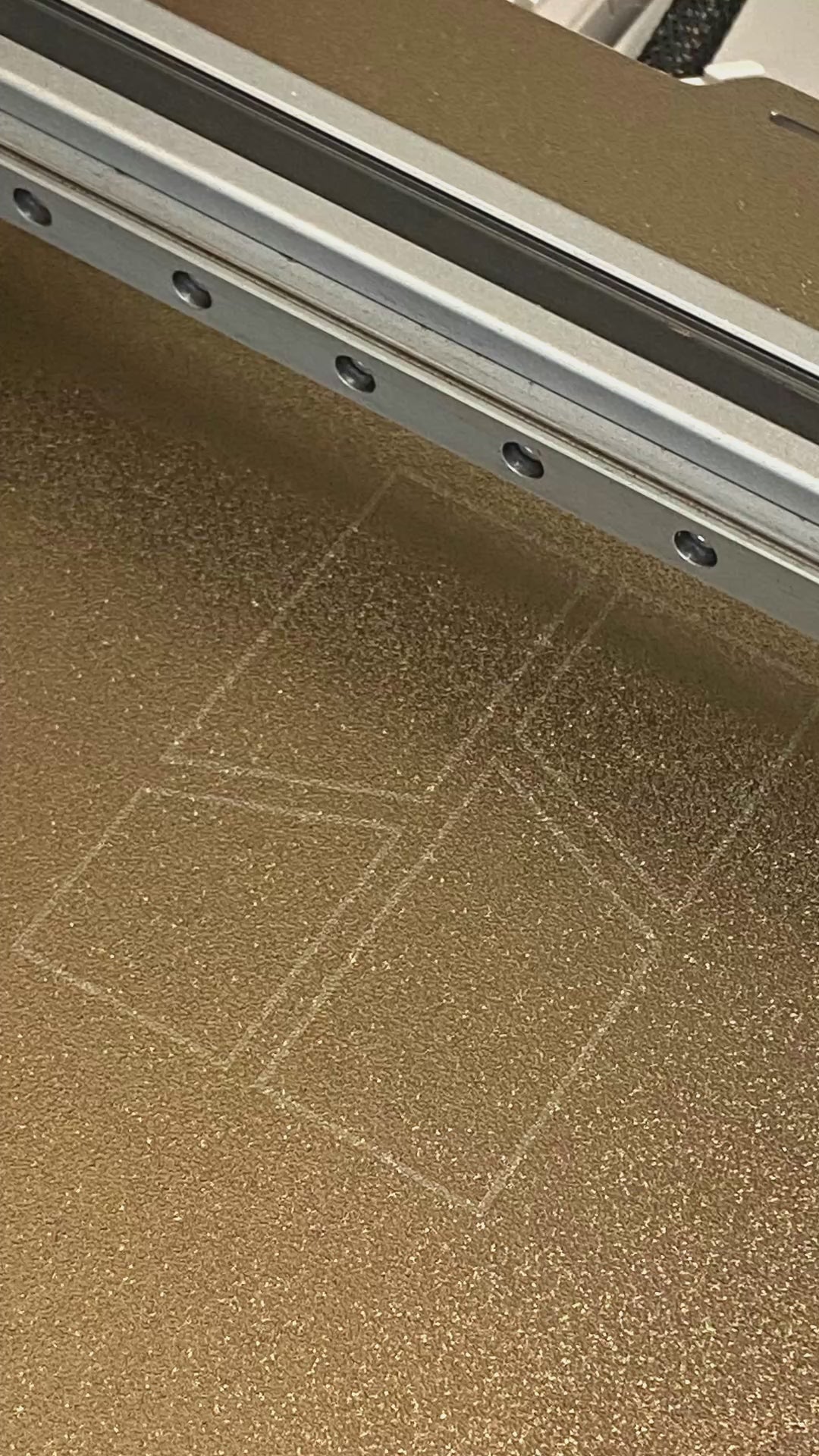 מחזיק טלפון למנשא Ergobaby